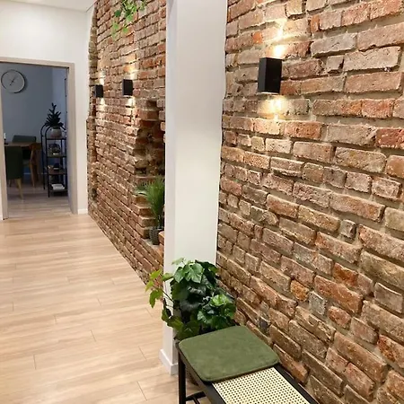 Apartman 1840 Old Town Nook *
